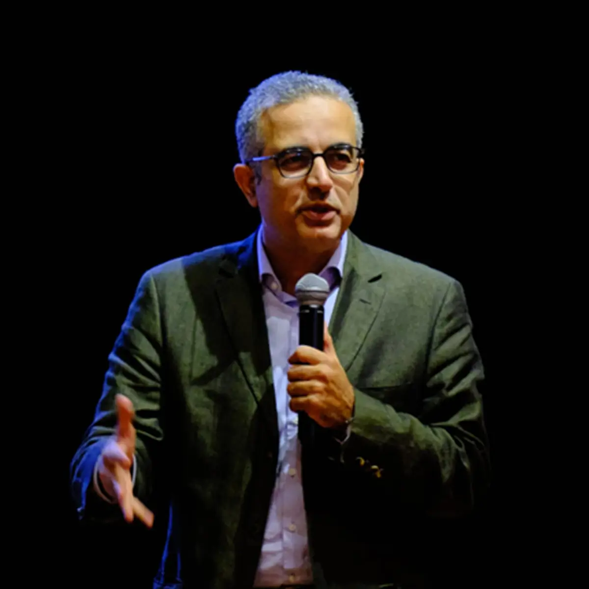 SOURCE_0000s_0014_Mohamed Khater